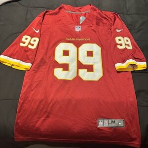 Washington Commanders NFL - Nike On Field Chase Young #99 Jersey - Mens M